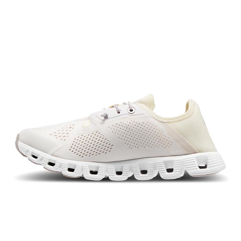 On Running Cloud 5 Coast Women's Lifestyle Shoes Sand | Ray White | EFHYN-4273