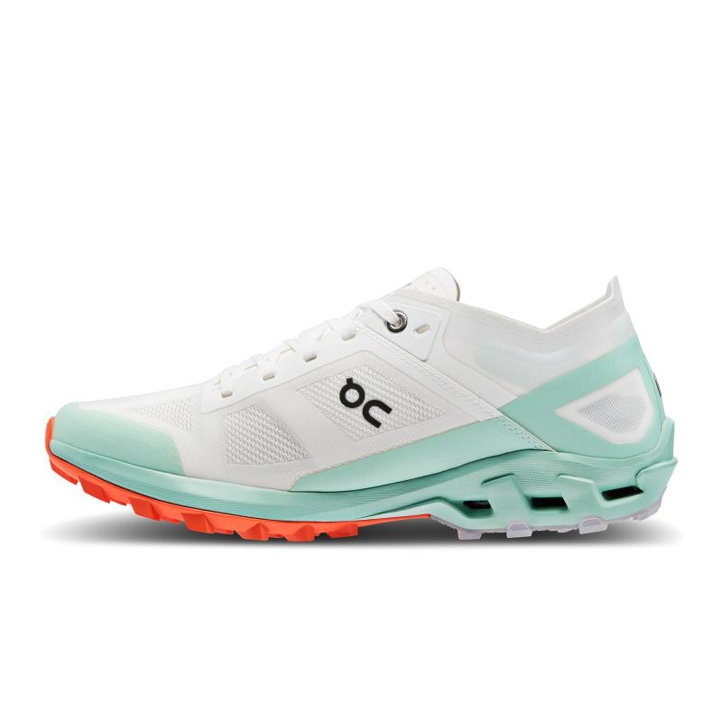 On Running Cloudventure Peak 3 Women's Competition Running Shoes Undyed-White | ZWXUN-0389