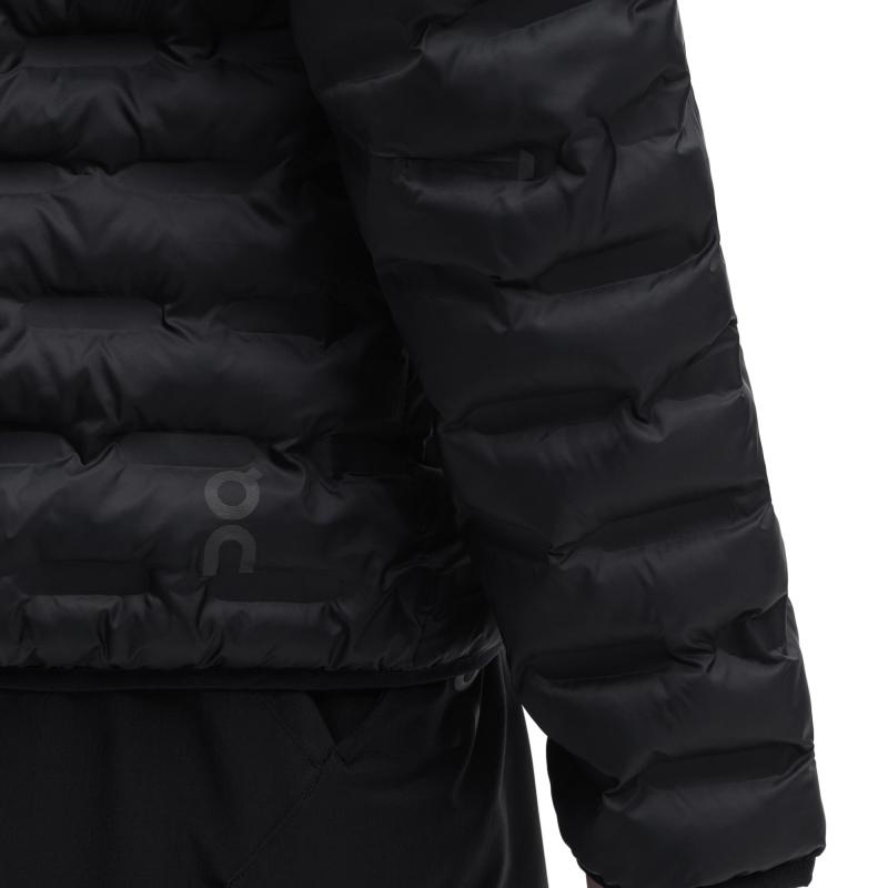 On Running Switch Men's Jacket Black | White | MVTIL-3186